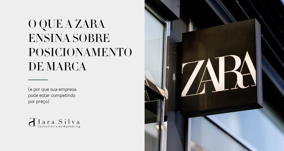 fotografia em close da fachada de uma loja da Zara com letreiro iluminado em preto e branco, em um ambiente moderno e sofisticado.